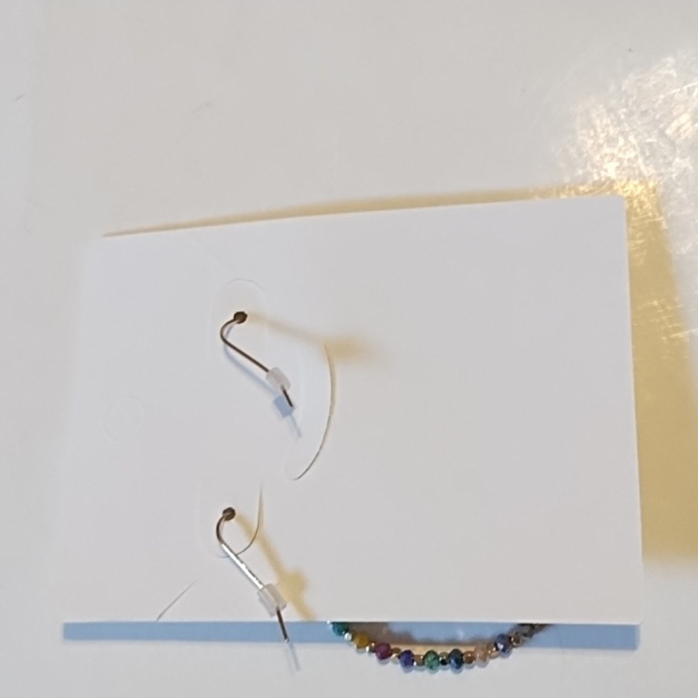 New Multicolor Beaded Hoop Earrings - Picture 5 of 6